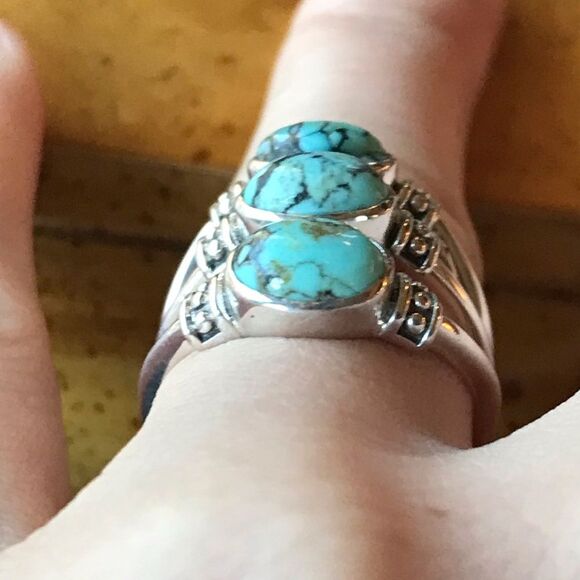 Natural Blue Moon Turquoise Sterling Silver Ring Size 5.75 - Picture 2 of 10